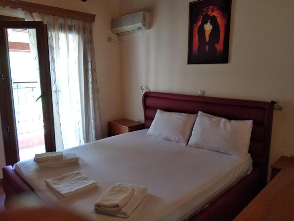 Elena Apartament Sarandë Esterno foto