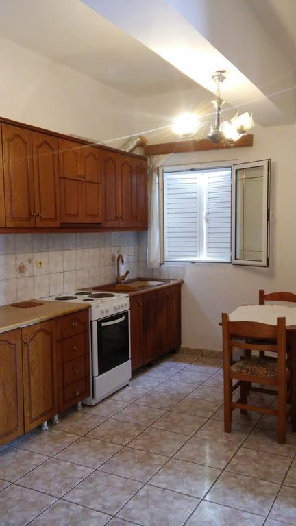 Elena Apartament Sarandë Esterno foto